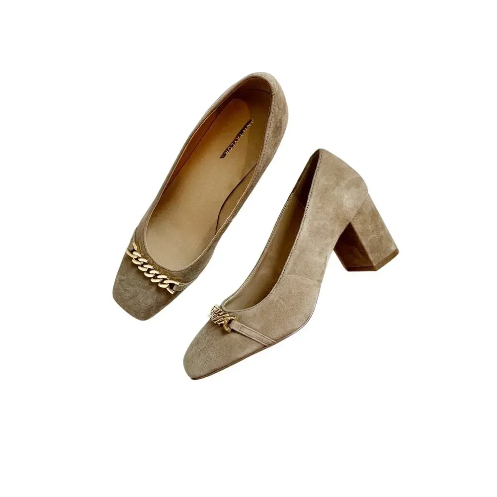 NWOB Ann Taylor Tan suede Chain Block Heel Pump 6.5